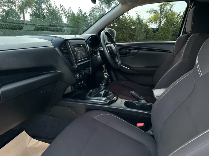Isuzu D-Max Cab 1.9 S ปีจด 2022 รถมือสองหาดใหญ่ รูปที่ 16