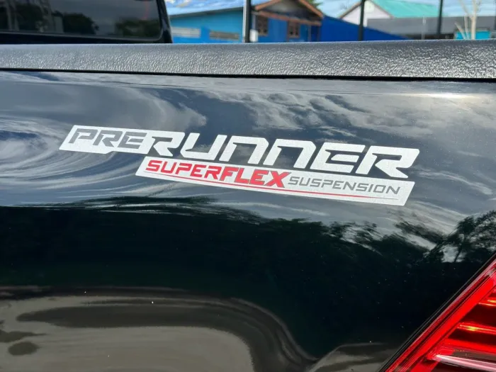 Front view of Toyota Hilux Revo Double Cab year 2021 black color used car in Hatyai รูปที่ 8