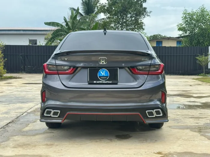 Front view of Honda City 1.0 Turbo SV year 2020 grey color used car in Hatyai รูปที่ 3
