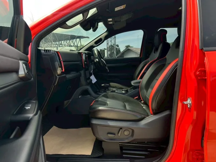 Front view of Ford Ranger Raptor 2.0 Bi-Turbo year 2023 red color used car in Hatyai รูปที่ 18