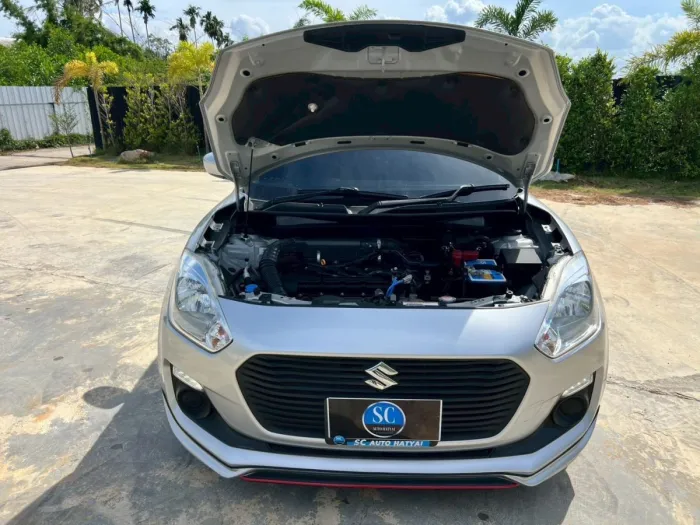 Front view of Suzuki Swift 1.2 GL CVT year 2019 silver color used car in Hatyai รูปที่ 19