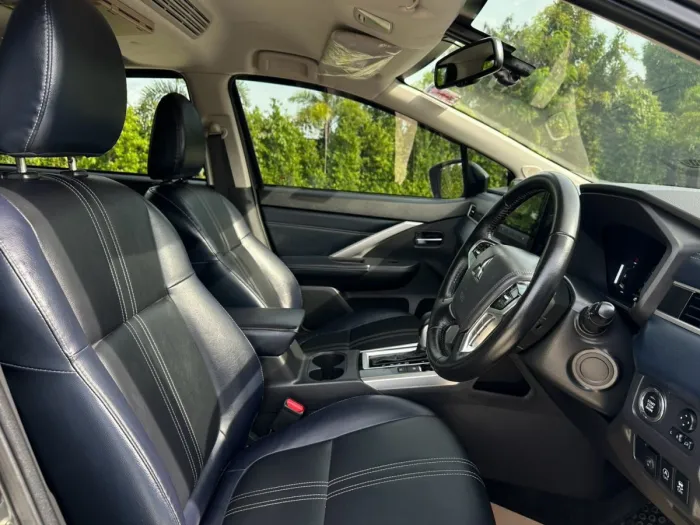Front view of Mitsubishi Xpander Cross Minorchange grey color used car in Hatyai รูปที่ 12