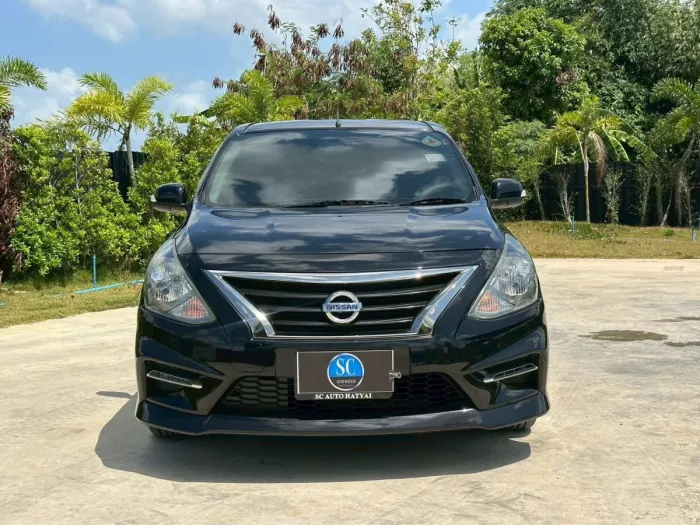 Front view of Nissan Almera 1.2 E Sportech year 2020 black color used car in Hatyai รูปที่ 2