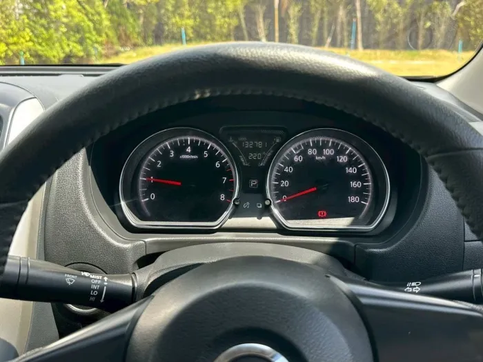 Front view of Nissan Almera 1.2 E Sportech year 2020 black color used car in Hatyai รูปที่ 18